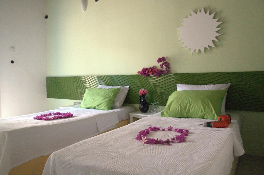 Pasalimani Hotel Cesme Room photo